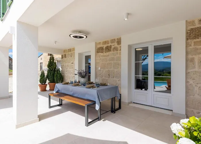 Gorgeous In Holiday home